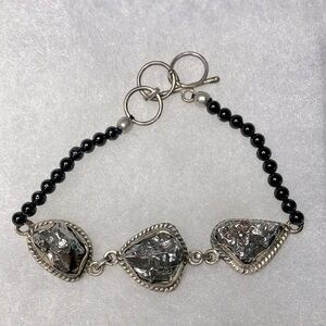 NWT. Meteorite Black Spinel .925 silver size 8.00